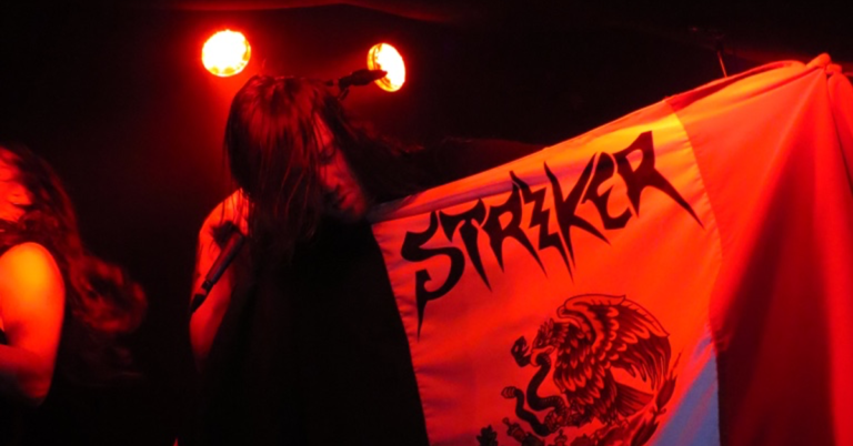 16 fotografías de Striker en México