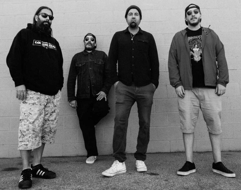 DEFTONES: Innovación y evolución musical