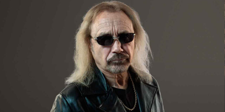 Ian Hill se retira de Judas Priest; Davey Rimmer toma su lugar